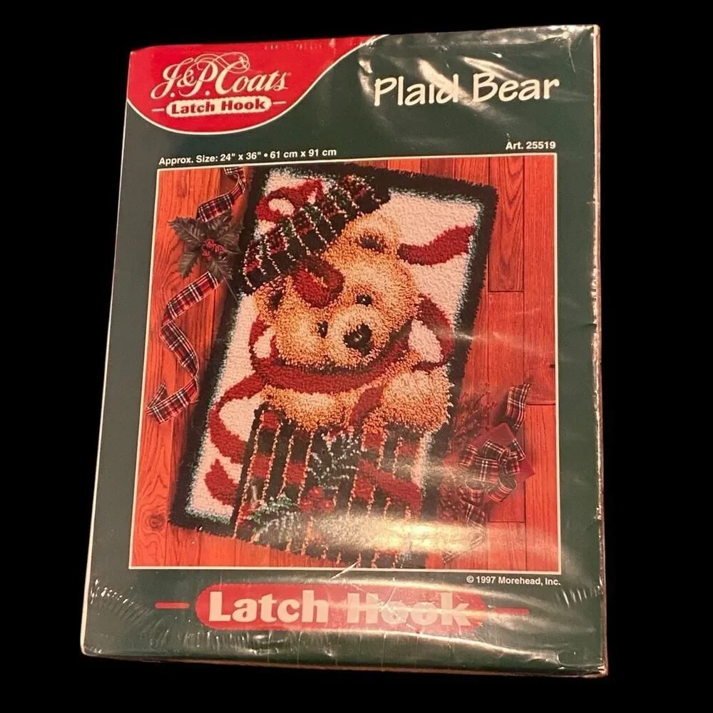 J&P Coats Plaid Bear Latch Hook Rug Kit 1997 Sealed in Package